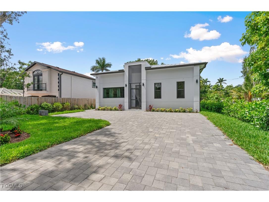 10186 Carolina Street Bonita Springs FL 34135 2025022119 image2