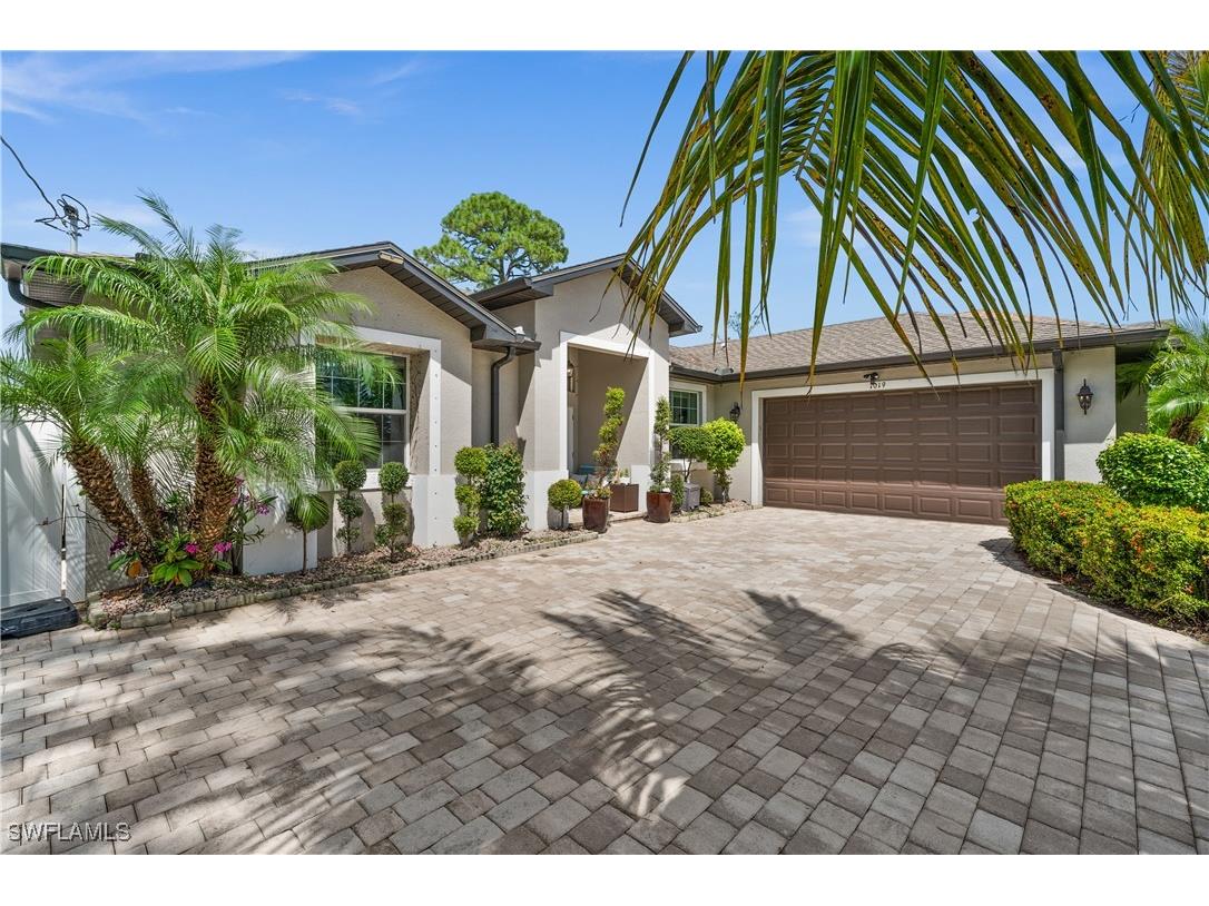 1019 Alaska Avenue Lehigh Acres FL 33971 224068052 image1