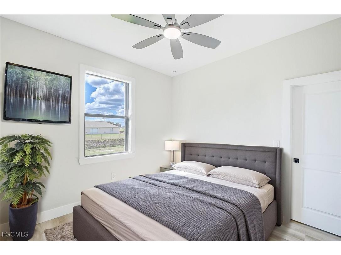 1019 Cedartree Avenue Lehigh Acres FL 33971 2025017085 image32