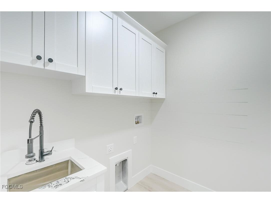 1019 Cedartree Avenue Lehigh Acres FL 33971 2025017085 image37