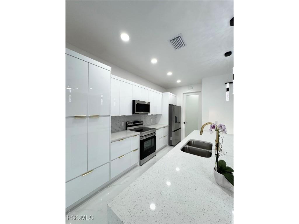 1019 Greenwood Avenue Lehigh Acres FL 33972 2025019582 image18