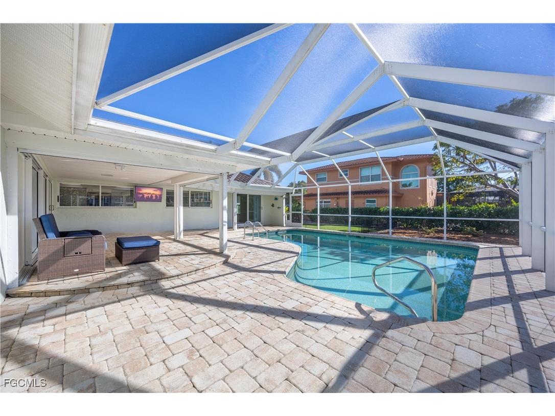 1019 Lindgren Boulevard Sanibel FL 33957 2026003012 image37