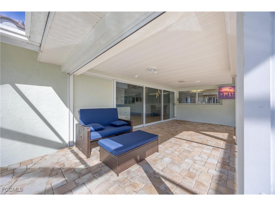 1019 Lindgren Boulevard Sanibel FL 33957 2026003012 image38