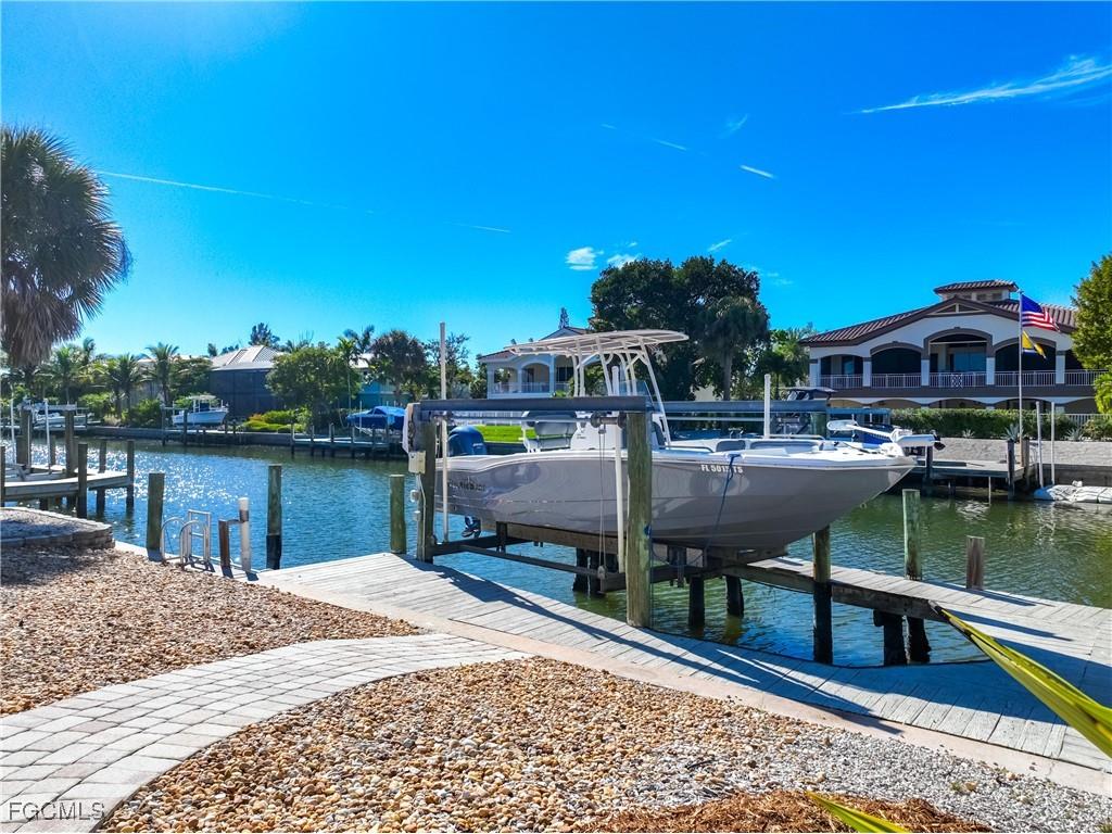 1019 Lindgren Boulevard Sanibel FL 33957 2026003012 image43