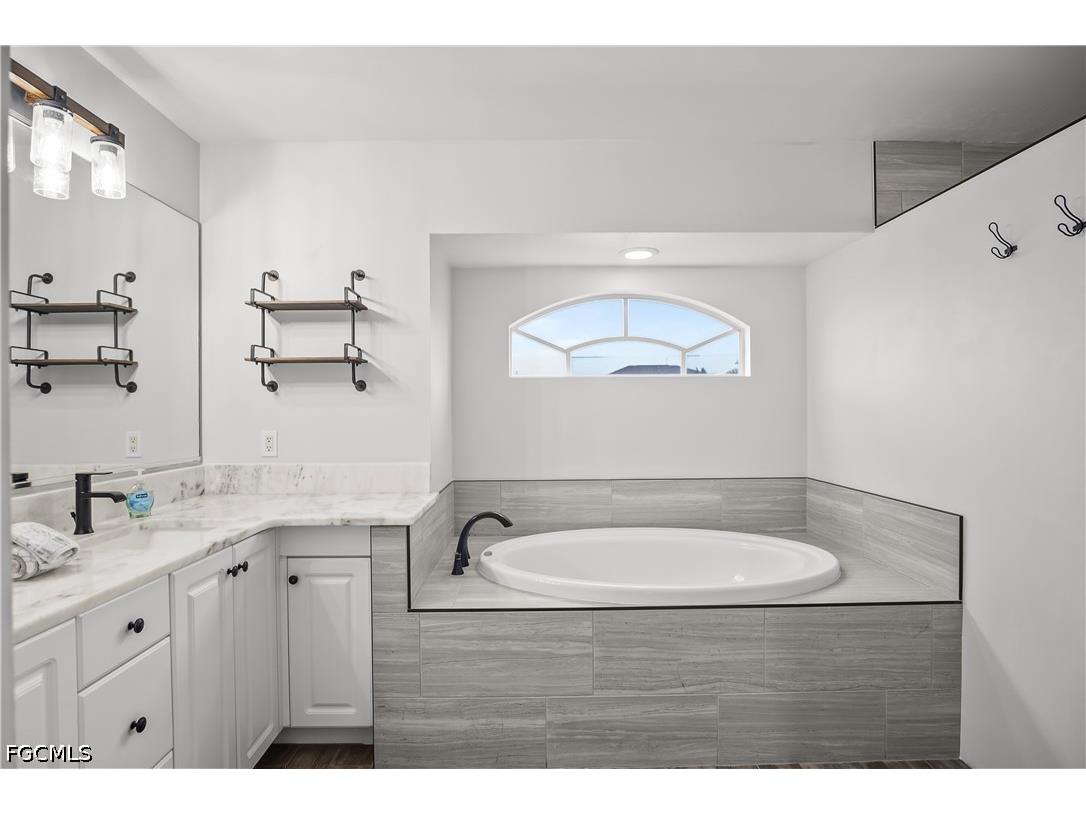 1019 NW 9th Street Cape Coral FL 33993 2026024227 image17
