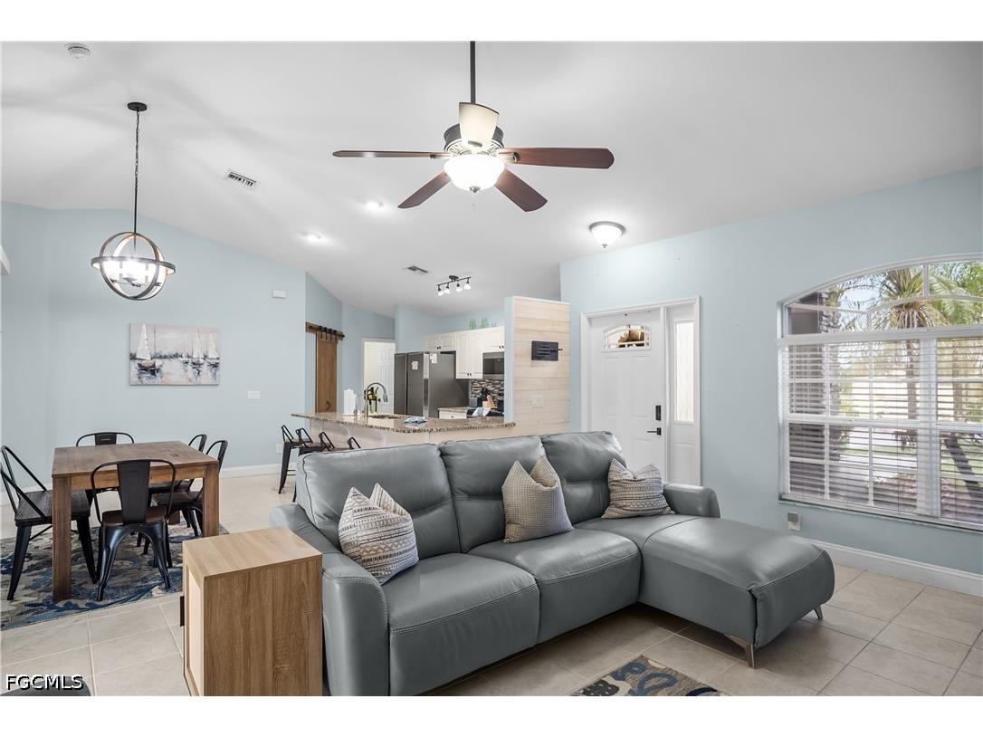 1019 NW 9th Street Cape Coral FL 33993 2026024227 image7