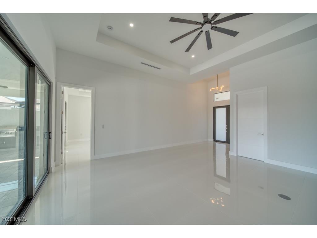 1019 SW 8th Court Cape Coral FL 33991 2025019795 image35