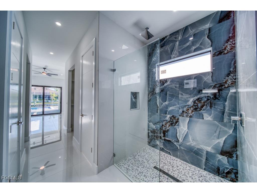 1019 SW 8th Court Cape Coral FL 33991 2025019795 image41