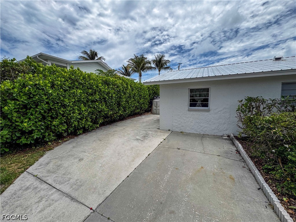 1019 Wyomi Drive Fort Myers FL 33919 2026024801 image48