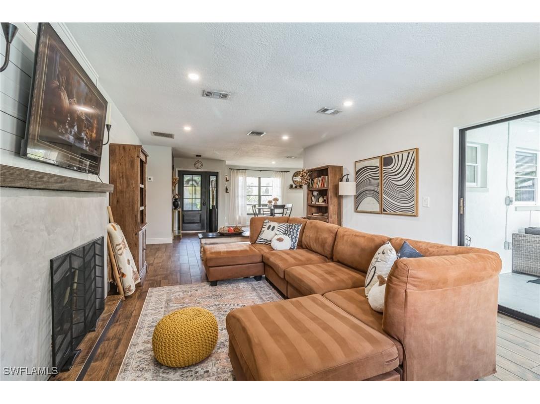 1019 Wyomi Drive Fort Myers FL 33919 225052708 image11