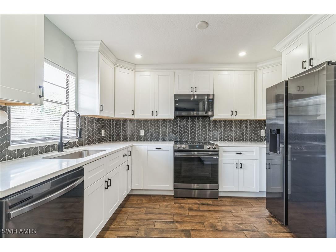 1019 Wyomi Drive Fort Myers FL 33919 225052708 image4