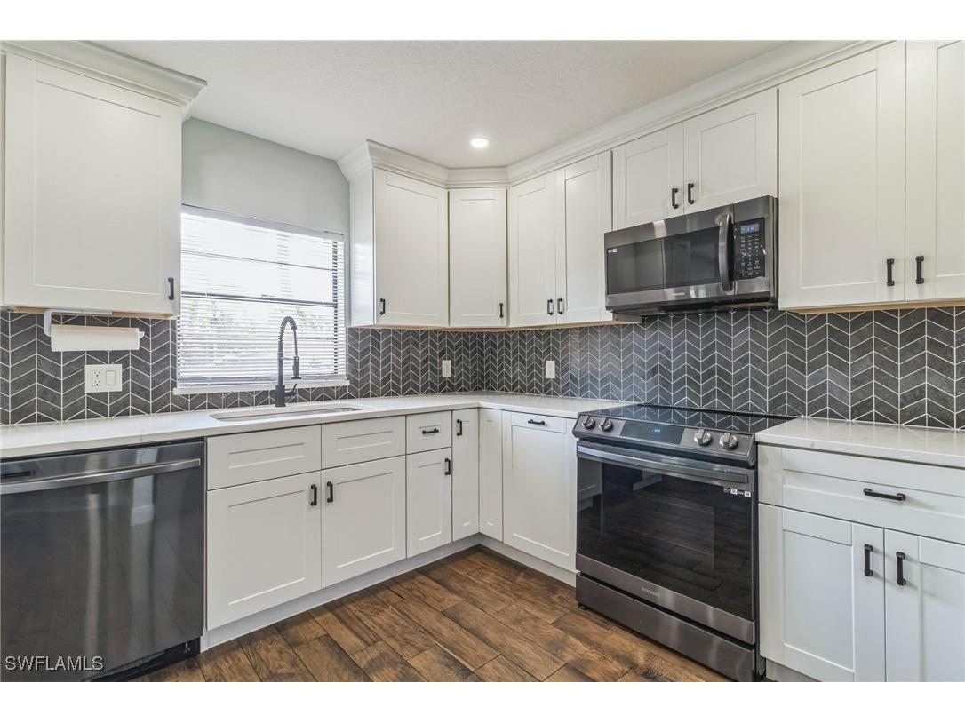 1019 Wyomi Drive Fort Myers FL 33919 225052708 image5