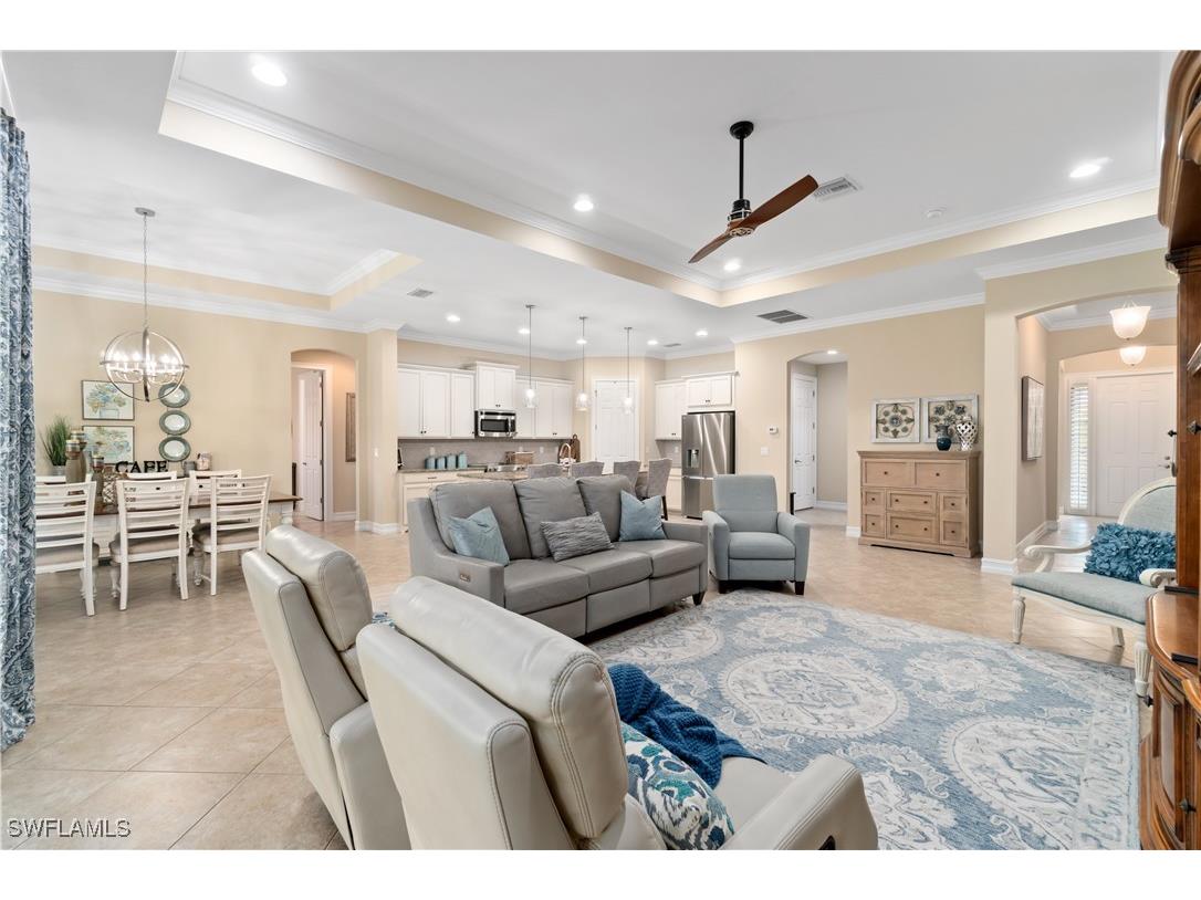 10191 Avonleigh Drive Bonita Springs FL 34135 225014583 image1