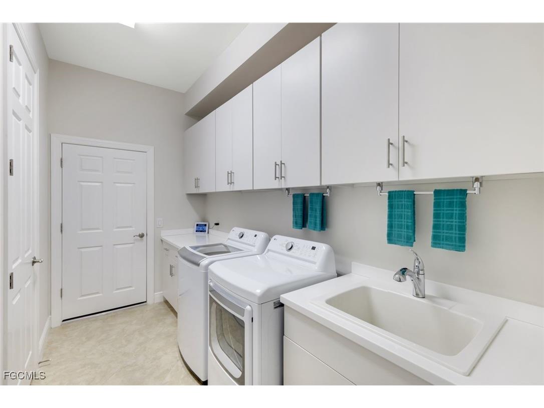 10194 Belcrest Boulevard Fort Myers FL 33913 2025005545 image23