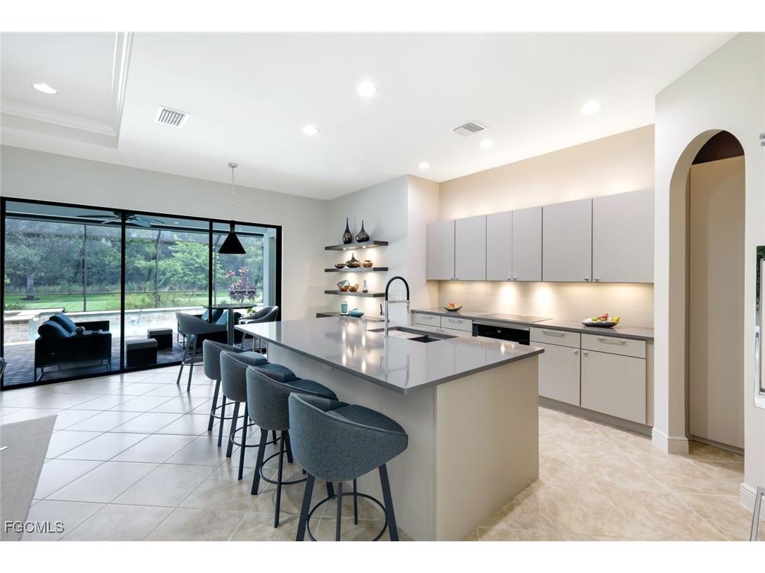 10194 Belcrest Boulevard Fort Myers FL 33913 2025005545 image8