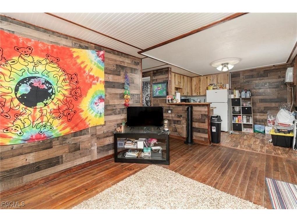 102 3rd Street Fort Myers FL 33907 2025015218 image11