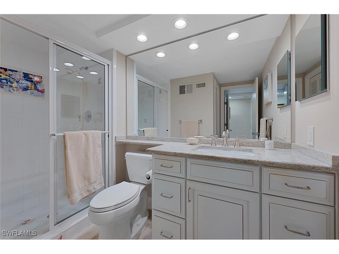 102 Clubhouse Drive #375 Naples FL 34105 225066497 image11