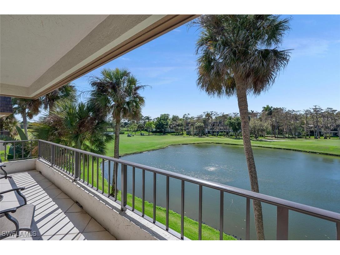 102 Clubhouse Drive #375 Naples FL 34105 225066497 image14