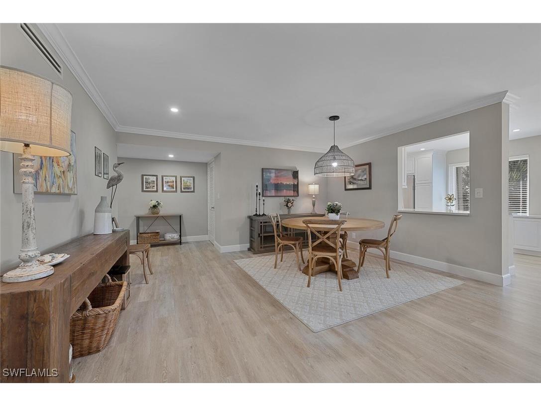 102 Clubhouse Drive #375 Naples FL 34105 225066497 image7