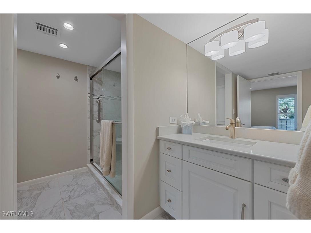 102 Clubhouse Drive #375 Naples FL 34105 225066497 image9