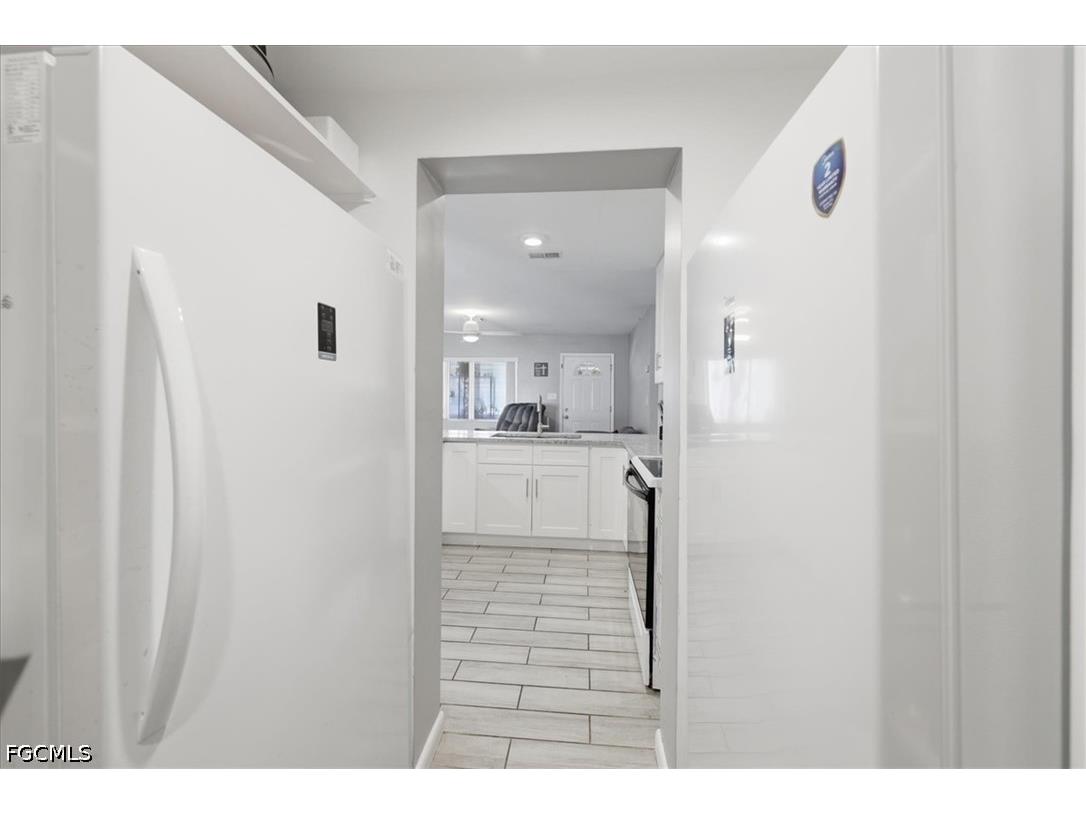 102 Crescent Lake Drive North Fort Myers FL 33917 2026015051 image20