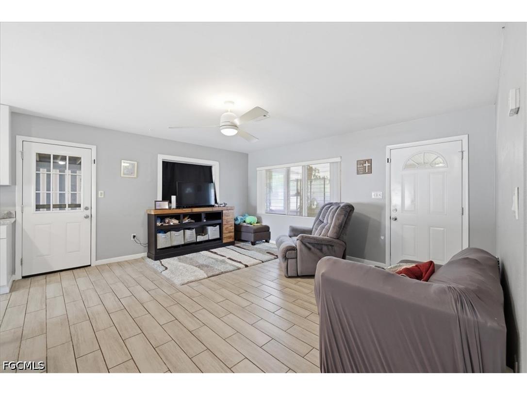 102 Crescent Lake Drive North Fort Myers FL 33917 2026015051 image3