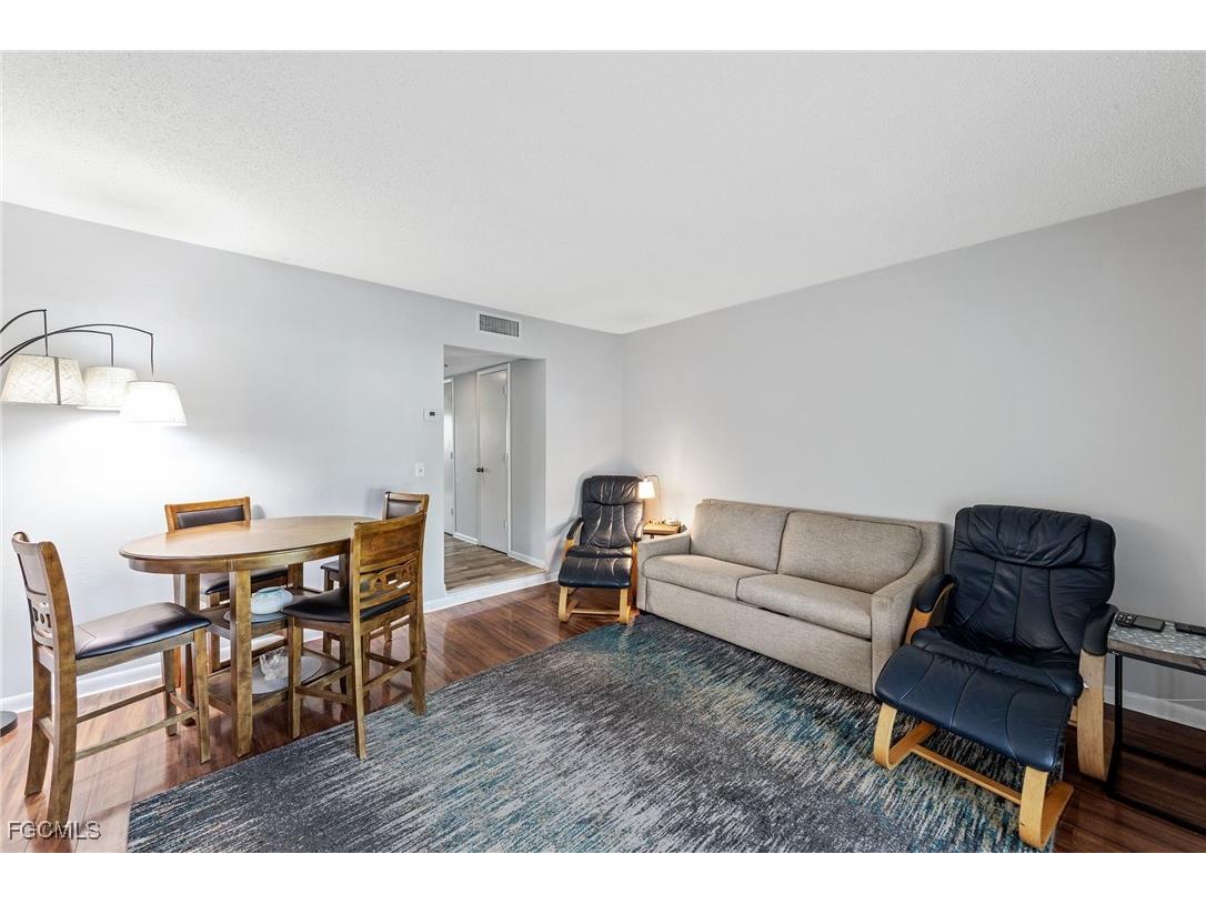 102 E Greens Boulevard Lehigh Acres FL 33936 2025012262 image13