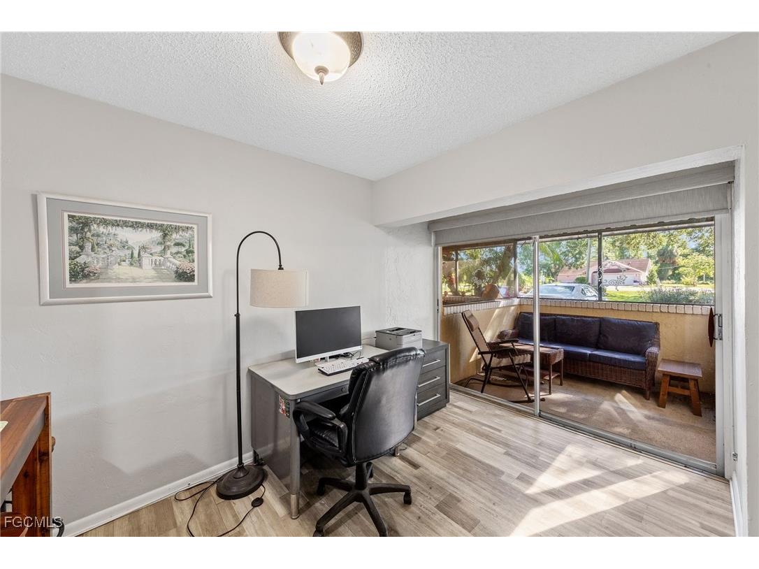 102 E Greens Boulevard Lehigh Acres FL 33936 2025012262 image4