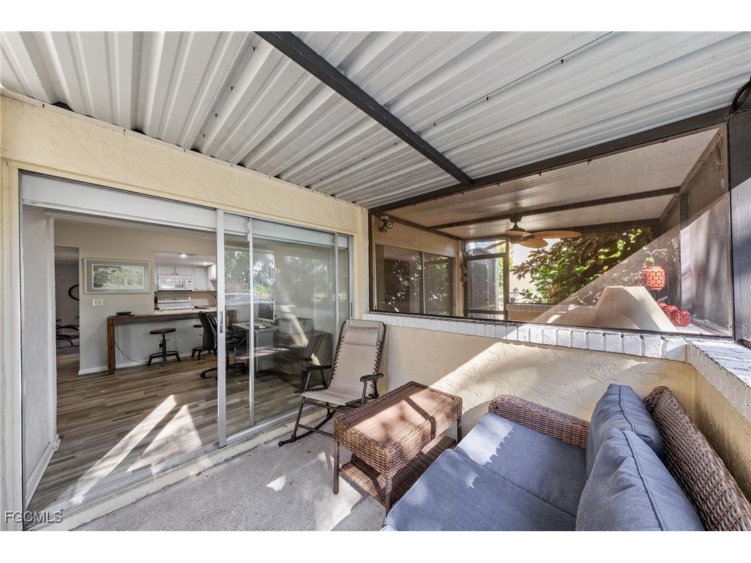 102 E Greens Boulevard Lehigh Acres FL 33936 2025012262 image5