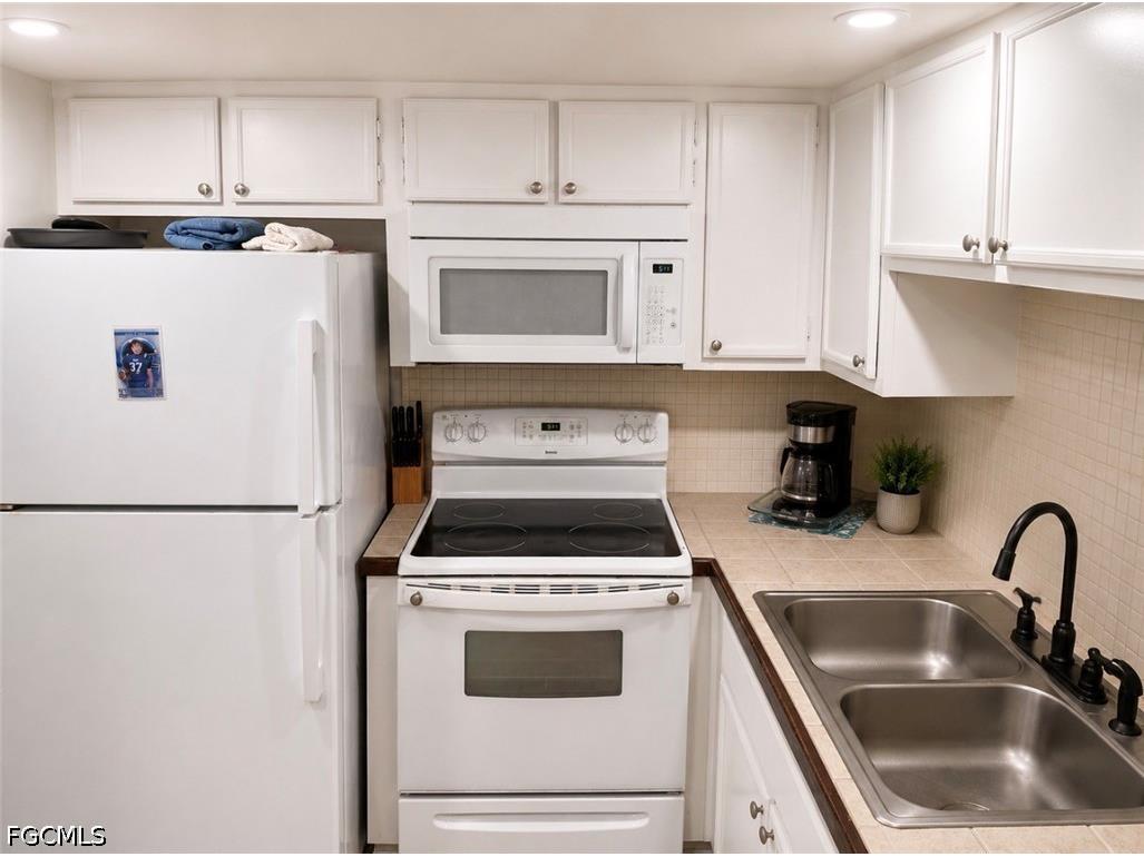102 E Greens Boulevard Lehigh Acres FL 33936 2026020629 image6