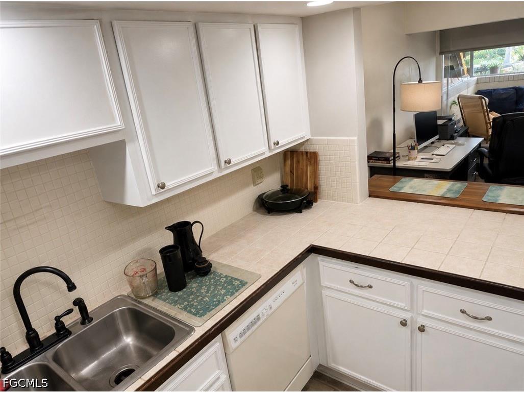 102 E Greens Boulevard Lehigh Acres FL 33936 2026020629 image7