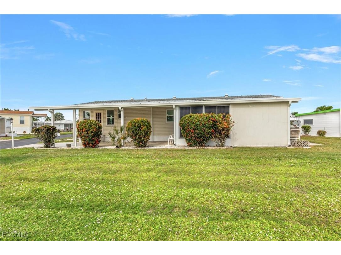 102 Elise Drive Fort Myers FL 33908 2025017912 image22