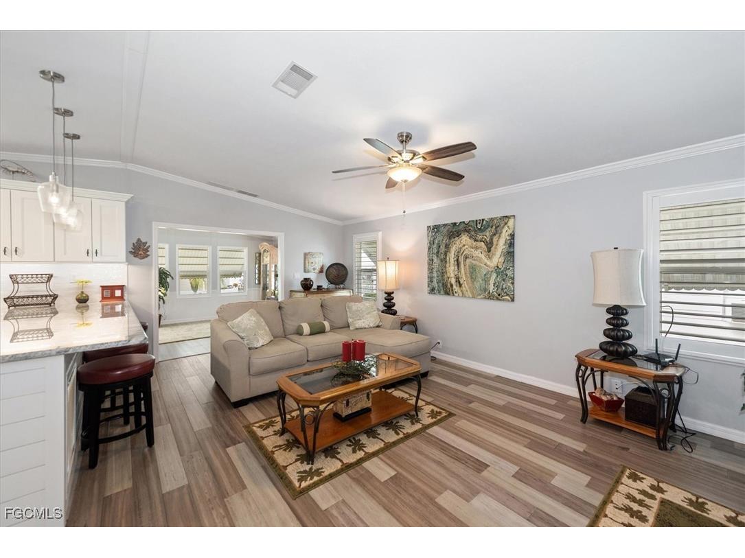 102 Elise Drive Fort Myers FL 33908 2025017912 image8