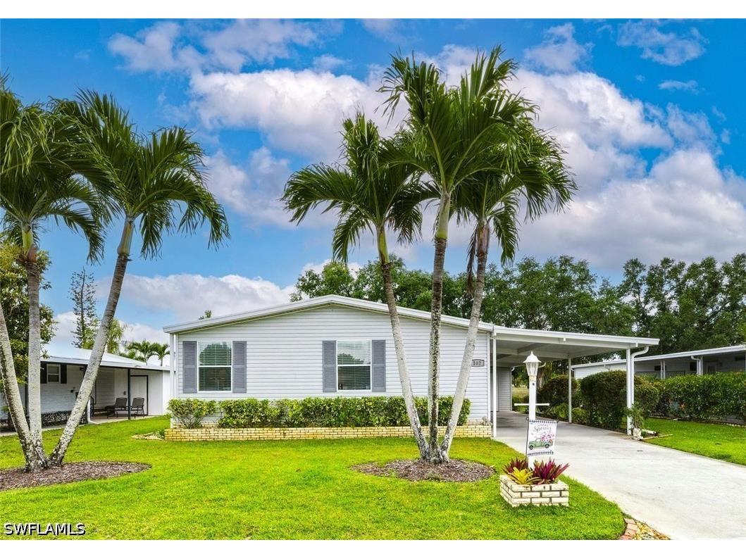 102 Estelle Drive Naples FL 34112 226016230 image1