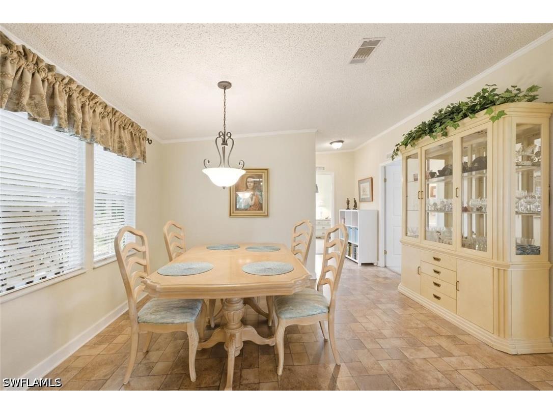 102 Estelle Drive Naples FL 34112 226016230 image8