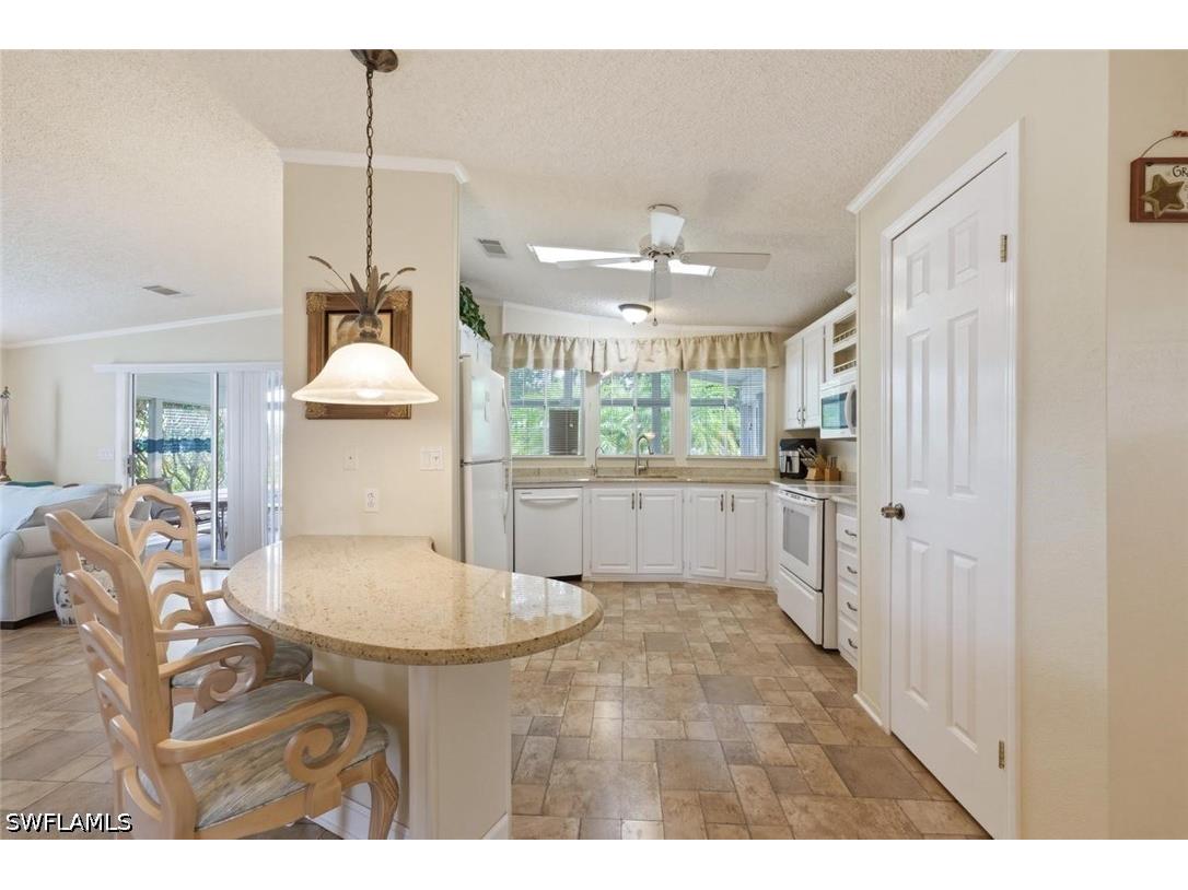 102 Estelle Drive Naples FL 34112 226016230 image9