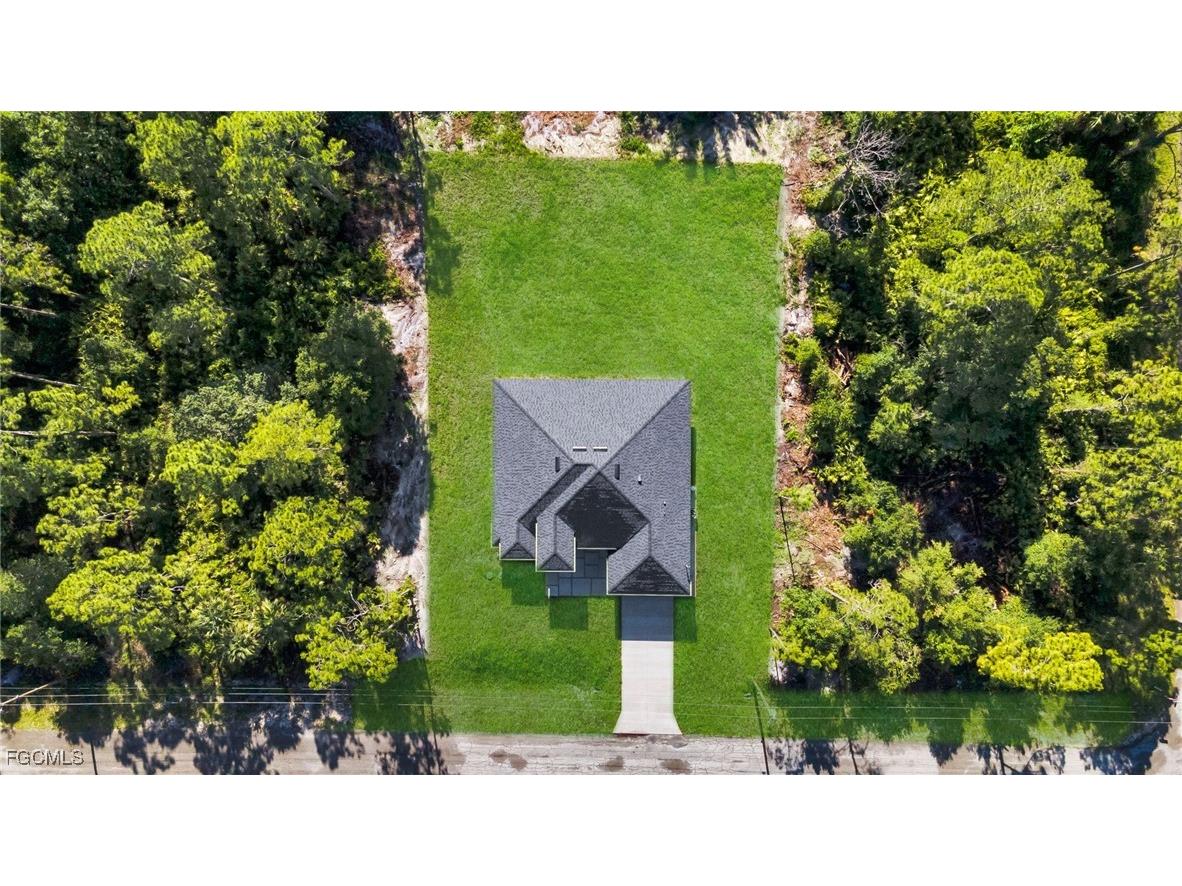 102 Grant Avenue Lehigh Acres FL 33936 2025002755 image44