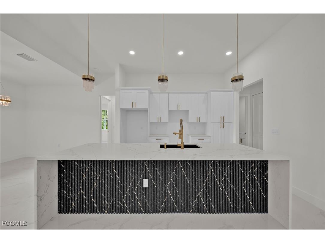 102 Grant Avenue Lehigh Acres FL 33936 2025002755 image8