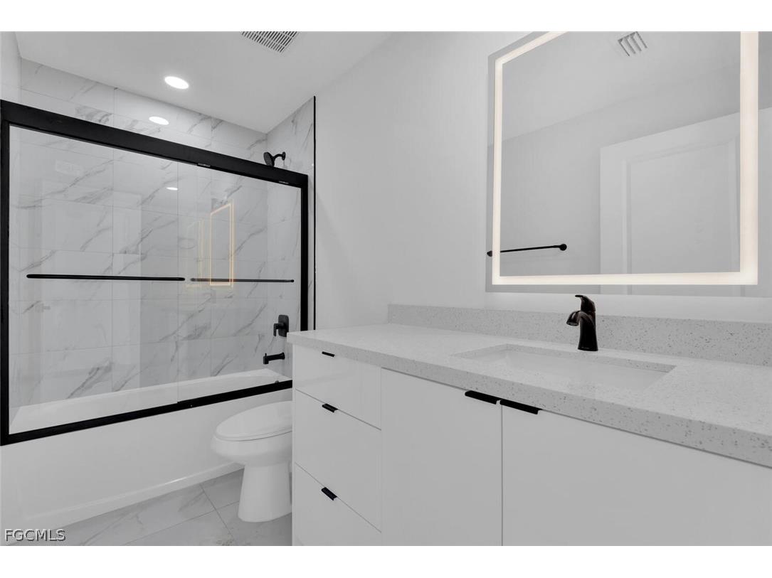 102 NW 20th Street Cape Coral FL 33993 2026007420 image16