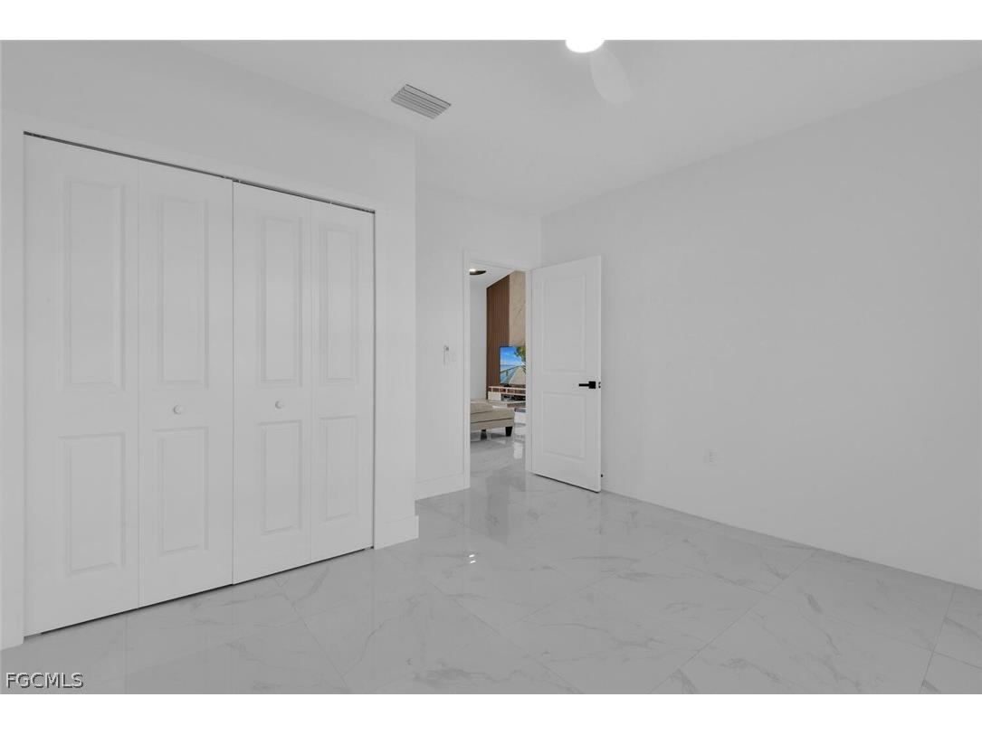 102 NW 20th Street Cape Coral FL 33993 2026007420 image18