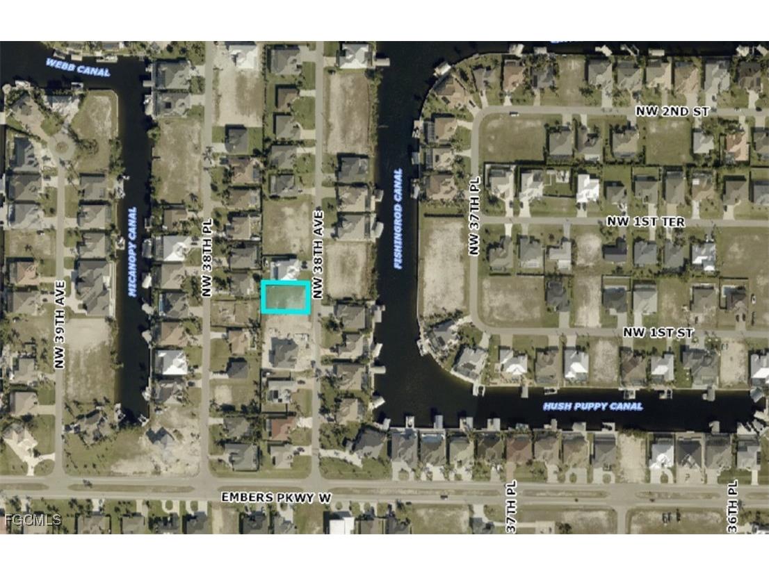 102 NW 38th Avenue Cape Coral FL 33991 2025023829 image2