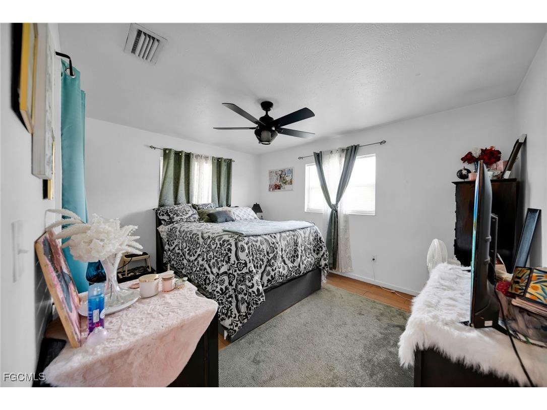 102 Oleander Road Lehigh Acres FL 33936 2025013333 image8