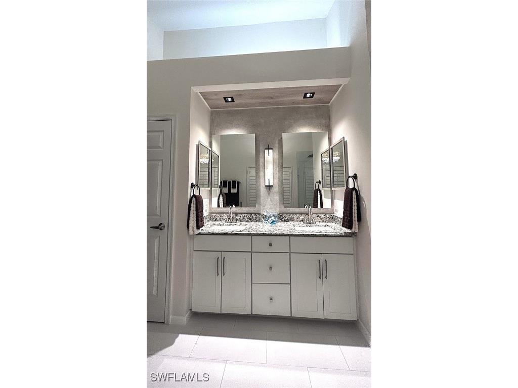 102 Palm Frond Court Naples FL 34104 225076129 image20