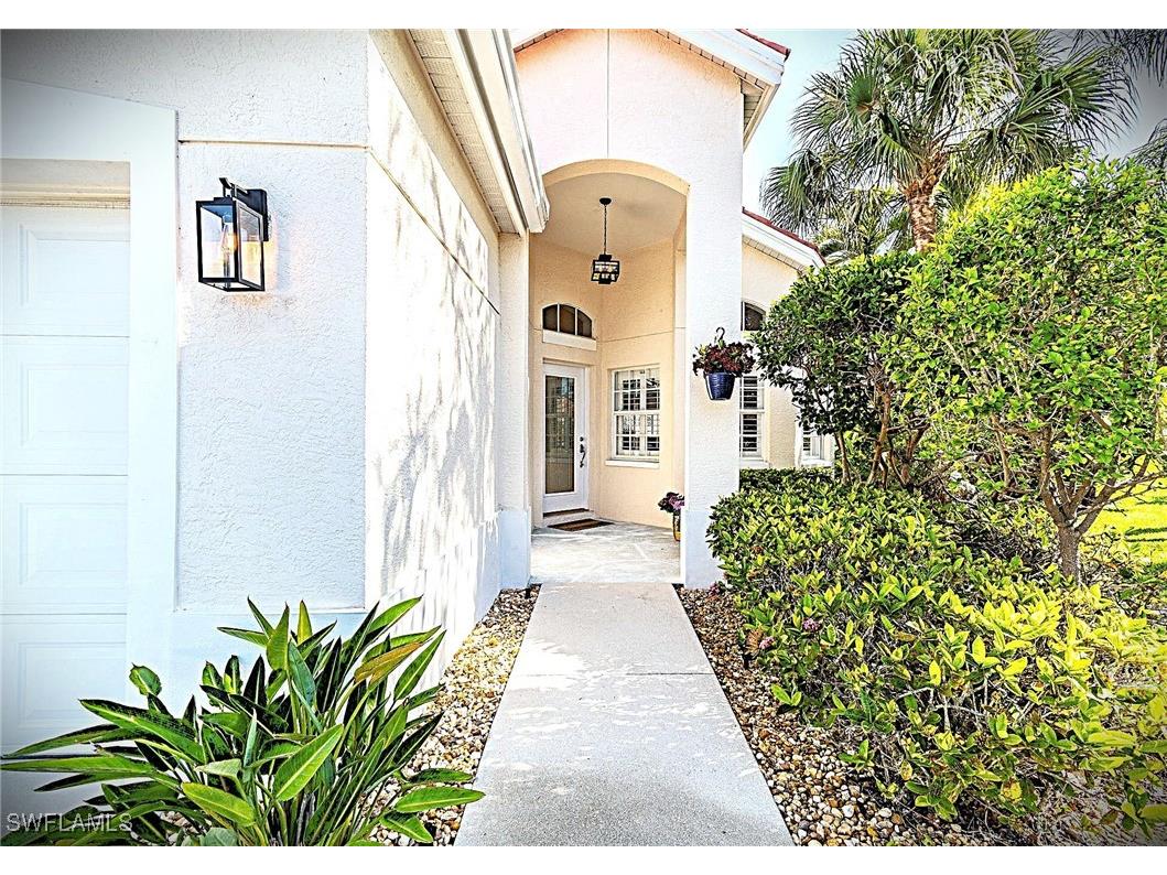102 Palm Frond Court Naples FL 34104 225076129 image5