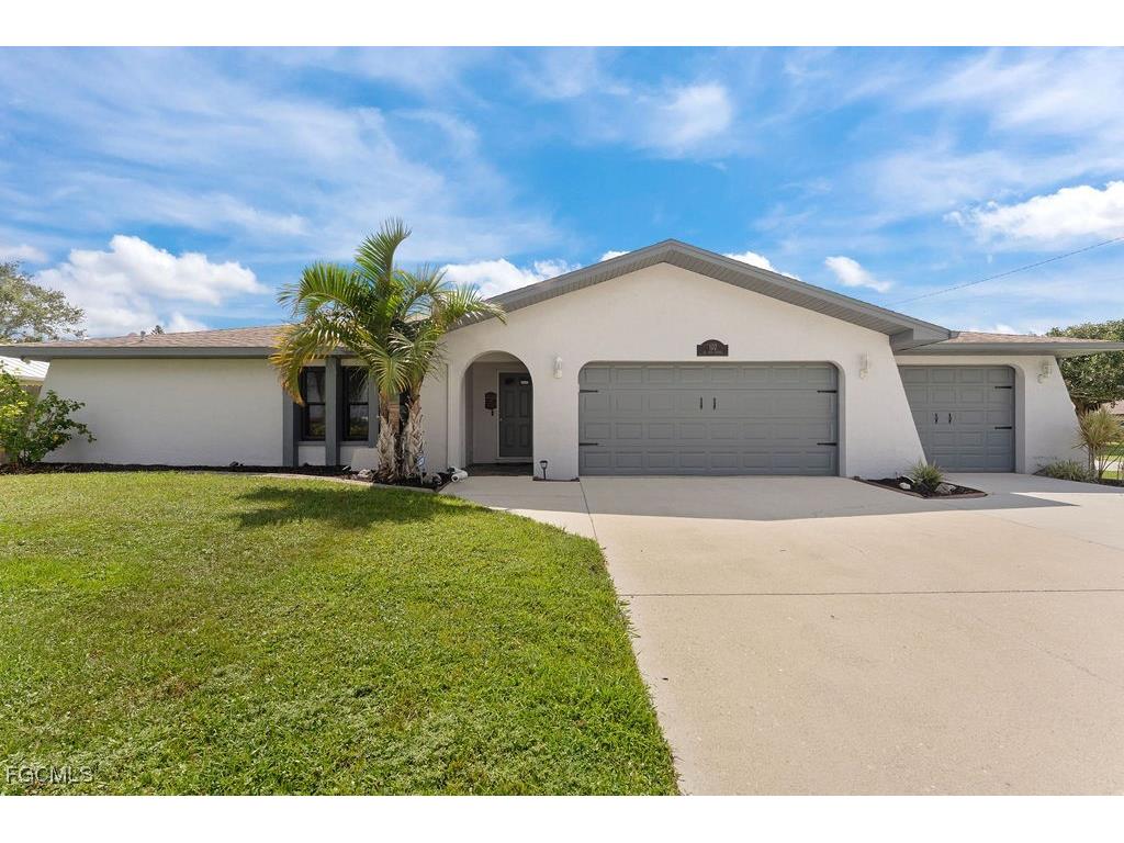 102 SE 15th Avenue Cape Coral FL 33990 2025004382 image1