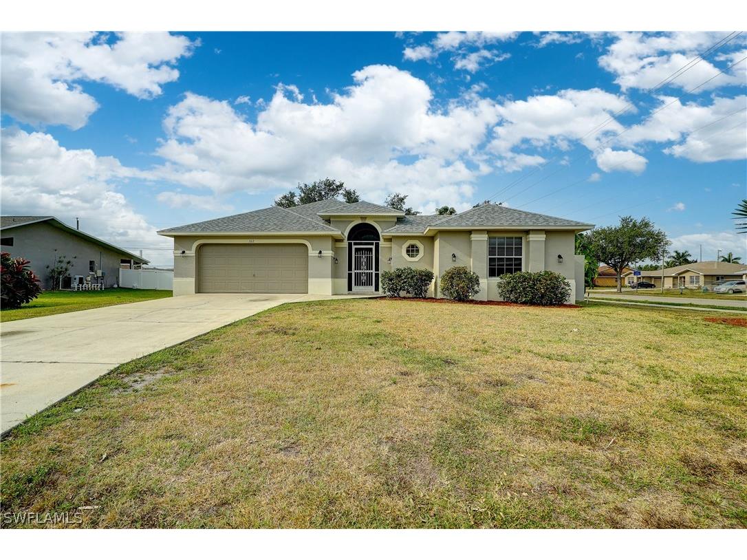 102 SE 39th Terrace Cape Coral FL 33904 224047211 image1