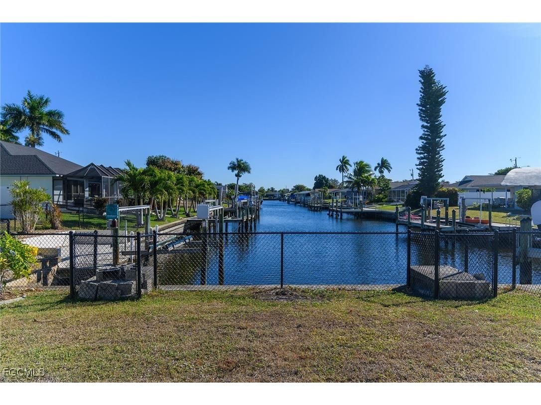 102 SE 42nd Street Cape Coral FL 33904 2026002173 image32