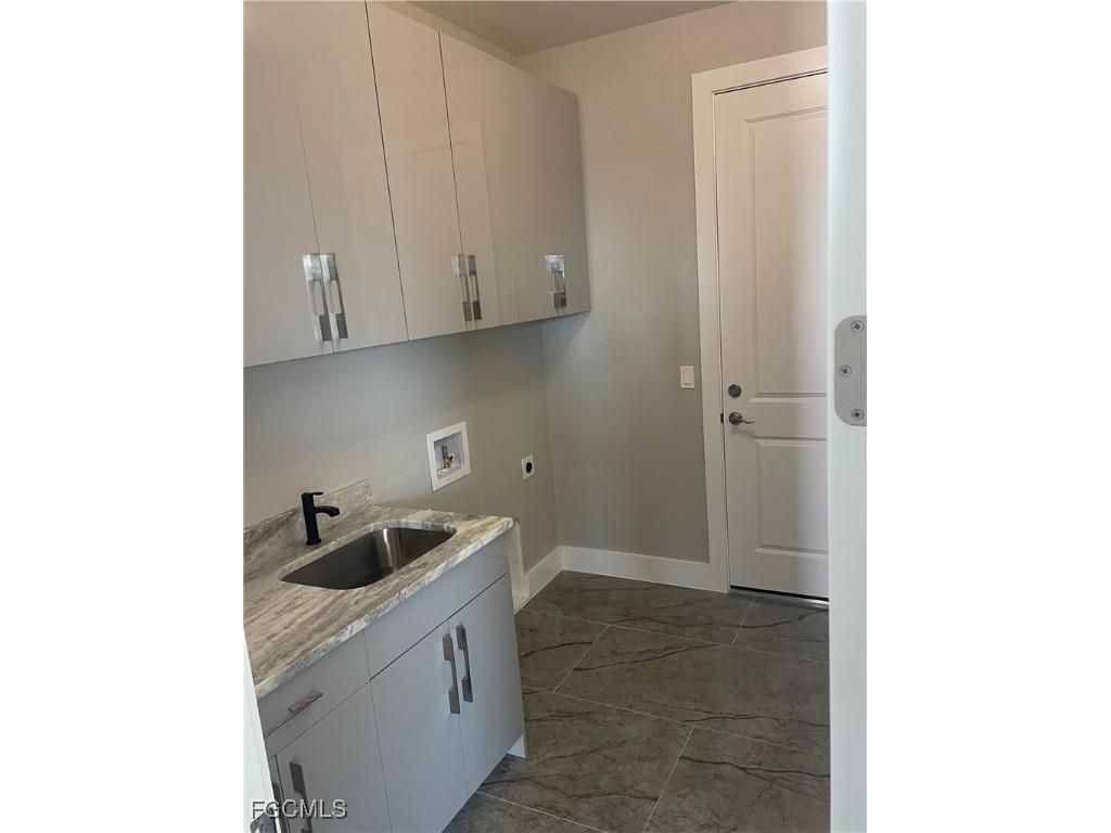 102 SW 36th Place Cape Coral FL 33991 2025015548 image17