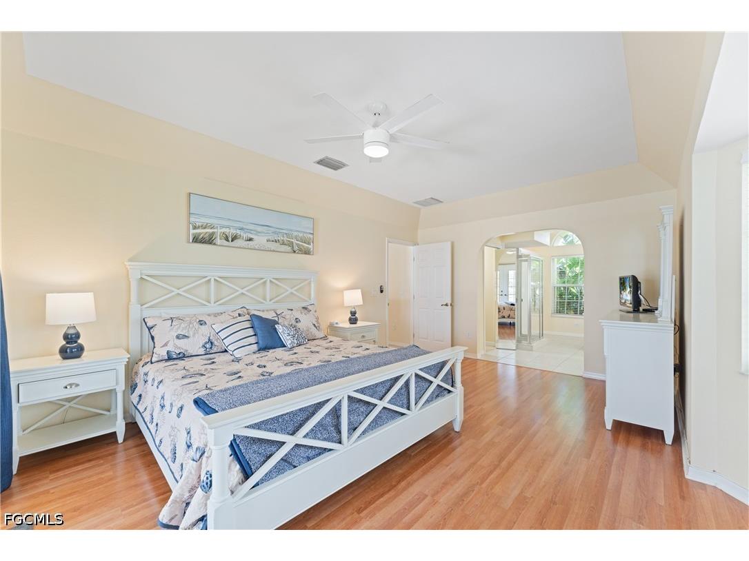 102 SW 9th Street Cape Coral FL 33991 2026025564 image14