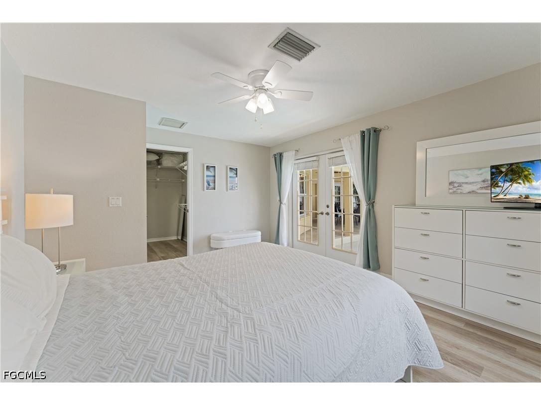 102 SW 9th Street Cape Coral FL 33991 2026025564 image23